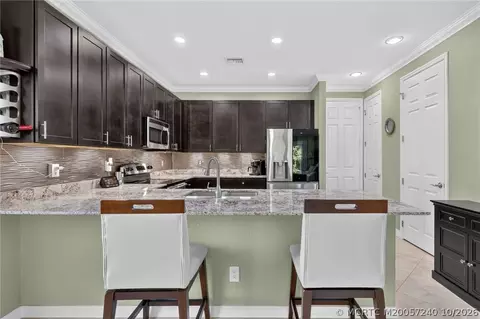 Kitchen - 615 SW Glen Crest Way, Stuart, FL 34997 photo 2 of 6