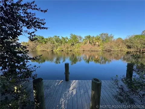 View/Area - 615 SW Glen Crest Way, Stuart, FL 34997 photo 4 of 5