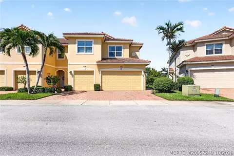 Exterior - 615 SW Glen Crest Way, Stuart, FL 34997 photo 2 of 7