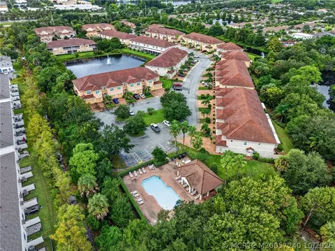 View/Area - 615 SW Glen Crest Way, Stuart, FL 34997 photo 3 of 5