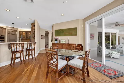 Dining - 6600 SE Barrington Dr, Stuart, FL 34997 photo 4 of 5