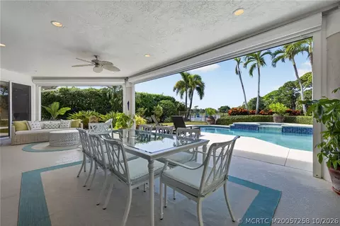Exterior - 6600 SE Barrington Dr, Stuart, FL 34997 photo 7 of 22