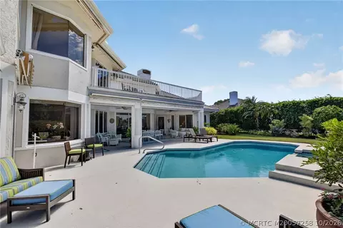 Exterior - 6600 SE Barrington Dr, Stuart, FL 34997 photo 16 of 22