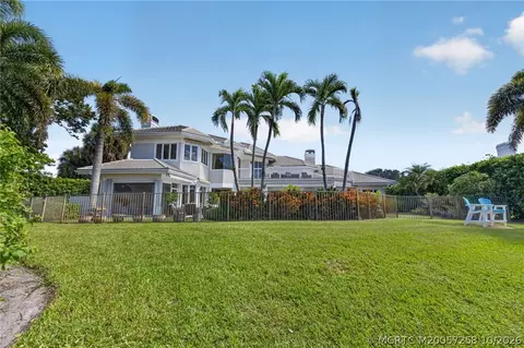 Exterior - 6600 SE Barrington Dr, Stuart, FL 34997 photo 19 of 22
