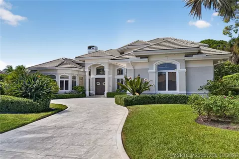 Exterior - 6600 SE Barrington Dr, Stuart, FL 34997 photo 2 of 22