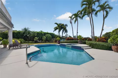 Exterior - 6600 SE Barrington Dr, Stuart, FL 34997 photo 14 of 22