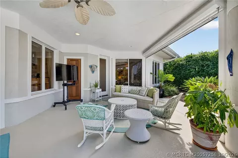 Exterior - 6600 SE Barrington Dr, Stuart, FL 34997 photo 10 of 22