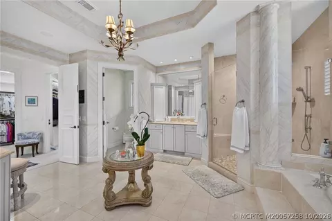 Bath - 6600 SE Barrington Dr, Stuart, FL 34997 photo 10 of 11