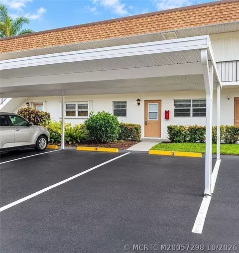 Exterior - 2950 SE Ocean Blvd #7-2, Stuart, FL 34996 photo 1 of 5