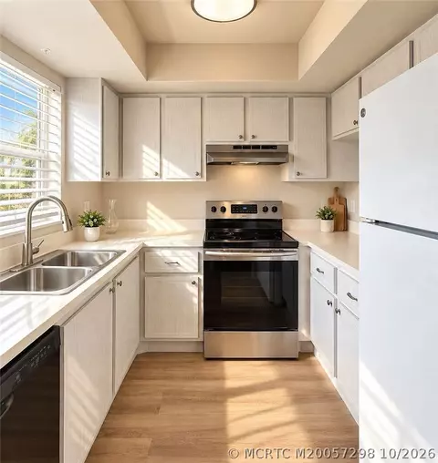 Kitchen - 2950 SE Ocean Blvd #7-2, Stuart, FL 34996 photo 1 of 1