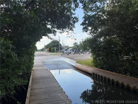 View/Area - 5937 SE Riverboat Dr SE #616, Stuart, FL 34997 photo 3 of 6