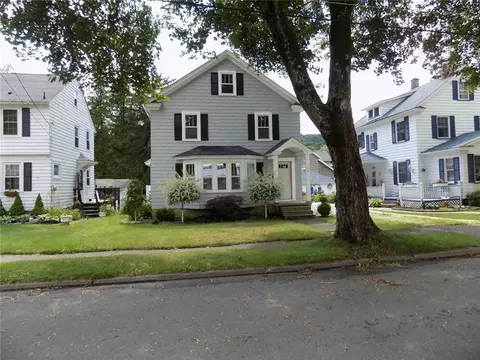 31 Brook St, Warren, PA 16365 photo 1