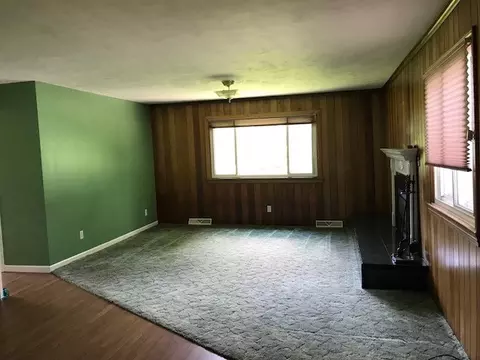 563 E Wayne St, Corry, PA 16407 photo 9