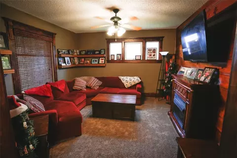148 Wright St, Corry, PA 16407 photo 8