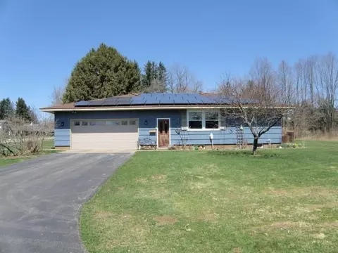 680 Wayne St, Corry, PA 16407 photo 25