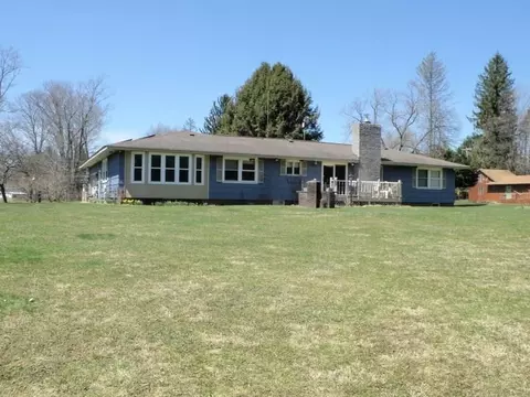 680 Wayne St, Corry, PA 16407 photo 23