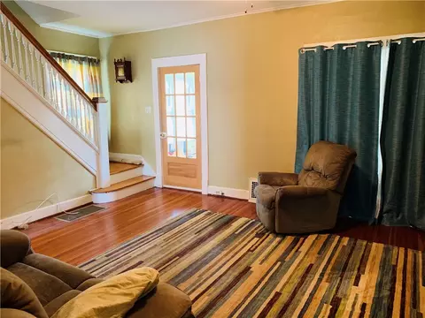 317 Wright St, Corry, PA 16407 photo 4