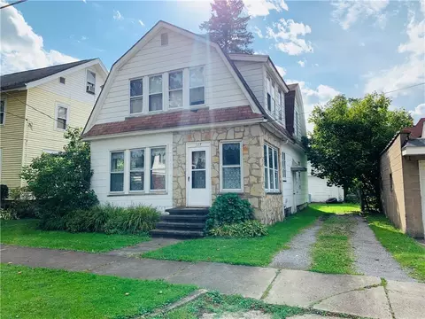 317 Wright St, Corry, PA 16407 photo 1