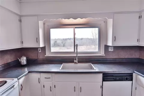 909 Plank Rd, Corry, PA 16407 photo 7