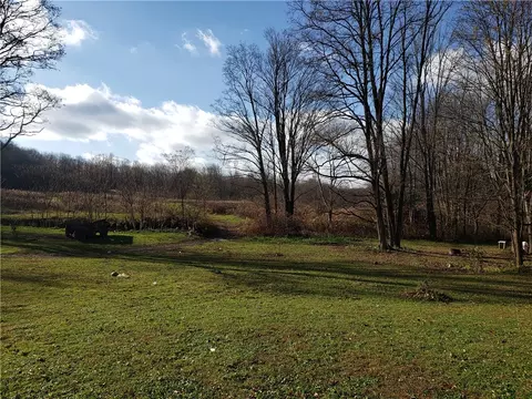 11733 Proctor Rd, Corry, PA 16407 photo 5