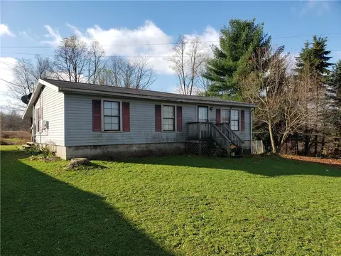11733 Proctor Rd, Corry, PA 16407 photo 1