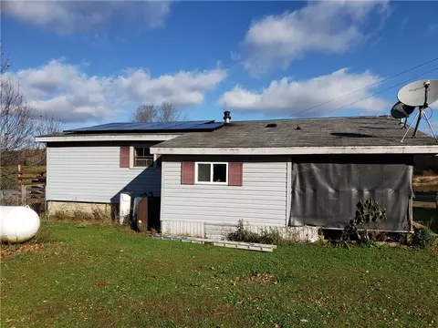 11733 Proctor Rd, Corry, PA 16407 photo 3