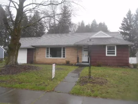 639 Wright St, Corry, PA 16407 photo 1
