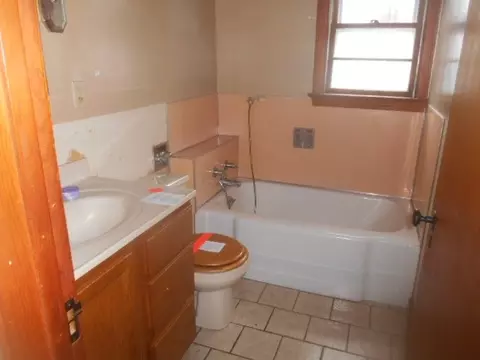 639 Wright St, Corry, PA 16407 photo 8