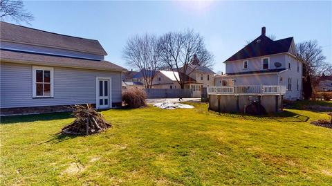 45 E Bond St, Corry, PA 16407 photo 5