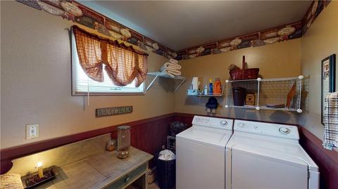 45 E Bond St, Corry, PA 16407 photo 17