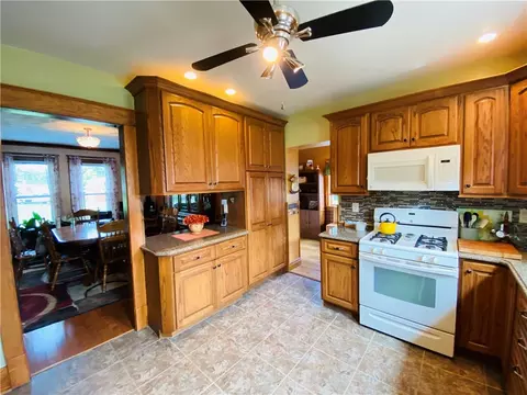 1025 E Main St, Corry, PA 16407 photo 6