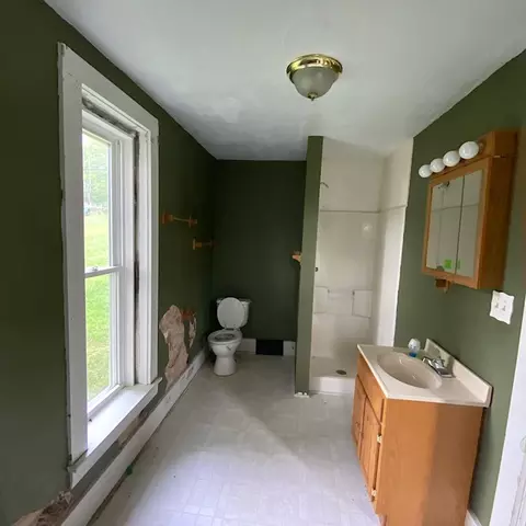 446 Phillips St, Warren, PA 16365 photo 9