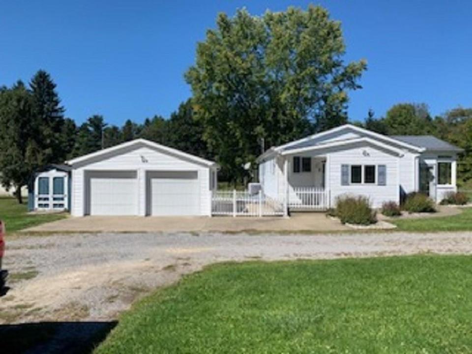 3963 E Lake Rd, Jamestown, PA 16134 25 Photos MLS 153647 Movoto