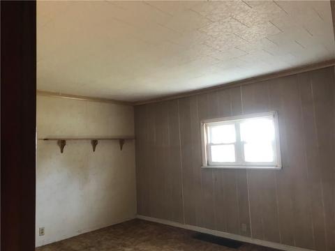 357 E Columbus Ave, Corry, PA 16407 photo 8