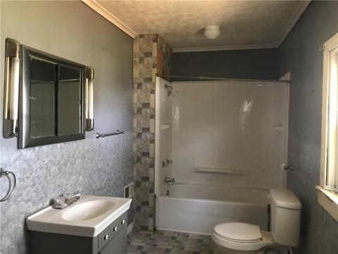 357 E Columbus Ave, Corry, PA 16407 photo 3