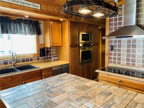 513 Wright St, Corry, PA 16407 photo 9