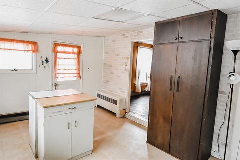 512 Spring St, Corry, PA 16407 photo 9