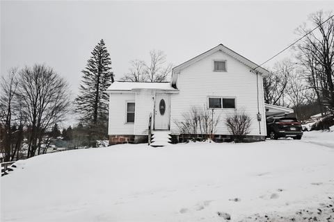 512 Spring St, Corry, PA 16407 photo 1