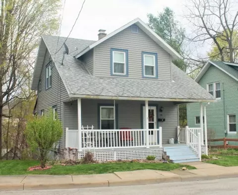 20 Maple St, Warren, PA 16365 photo 1