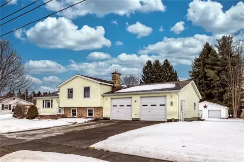 680 Wright St, Corry, PA 16407 photo 1