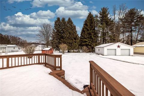 680 Wright St, Corry, PA 16407 photo 4
