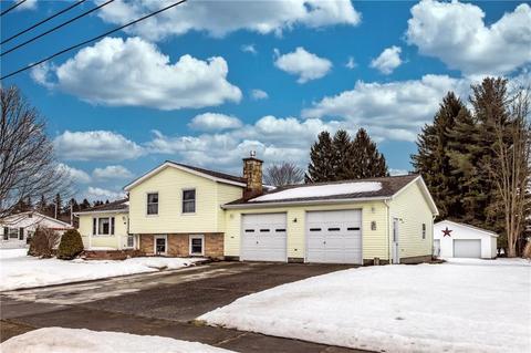 680 Wright St, Corry, PA 16407 photo 1