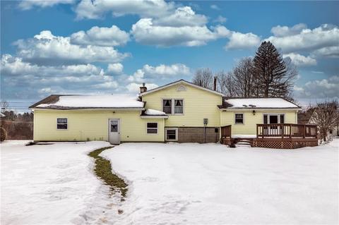 680 Wright St, Corry, PA 16407 photo 3