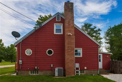 8289 E Johnson Rd, Erie, PA 16509 photo 3