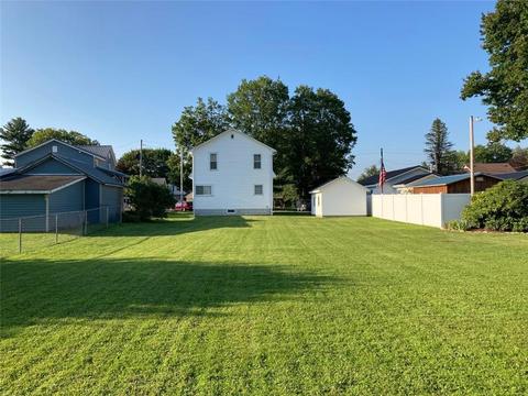 138 E Frederick St, Corry, PA 16407 photo 4