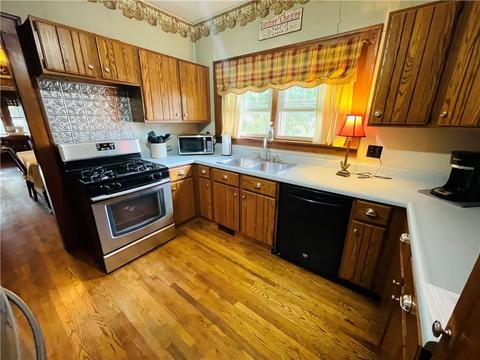 534 Wright St, Corry, PA 16407 photo 12