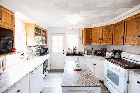 916 E 6th Ext St, Corry, PA 16407 photo 7