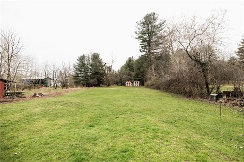 916 E 6th Ext St, Corry, PA 16407 photo 3