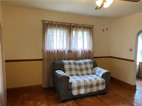 311 Wright St, Corry, PA 16407 photo 4