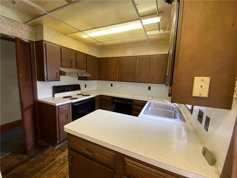 311 Wright St, Corry, PA 16407 photo 7